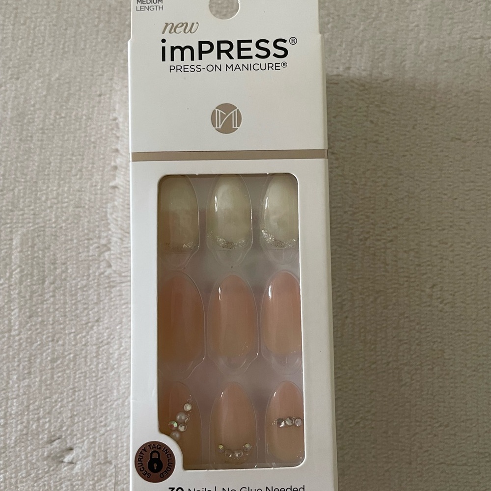 imPRESS PureFit Press-On Nails